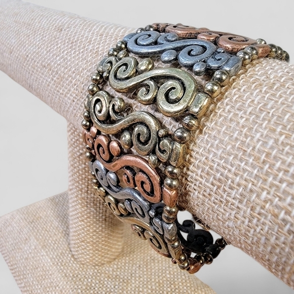 Mixed metal tones Scroll Stretch Bracelet - Picture 1 of 13
